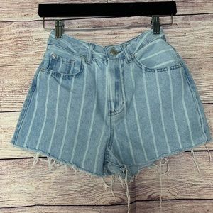 stradivarius shorts 02